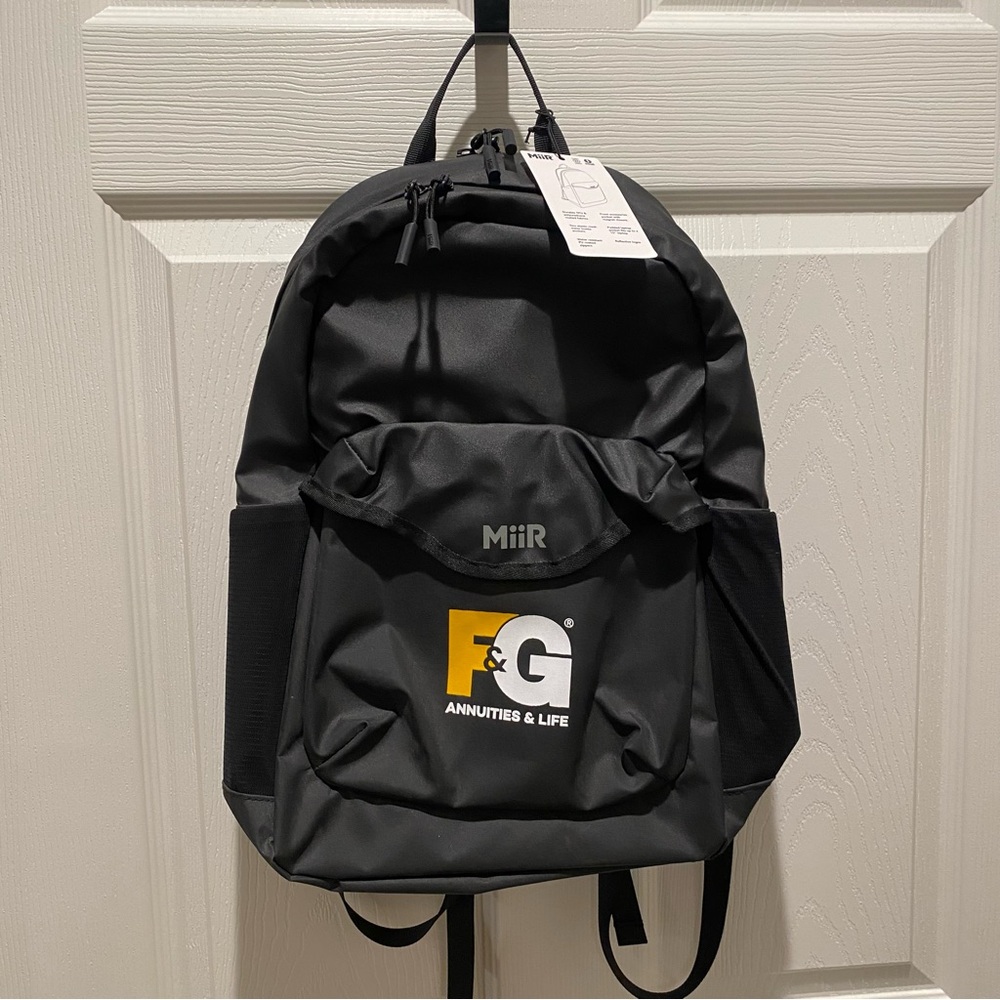 MiiR Olympus 2.0 15 Liter Laptop Backpack - New with tags